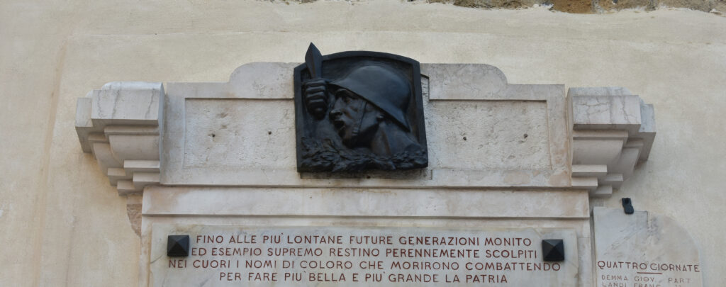 monumento ai caduti di via Imbriani napoli